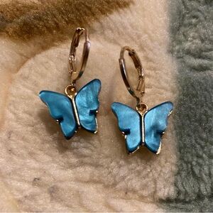 Cute butterfly earrings 🦋